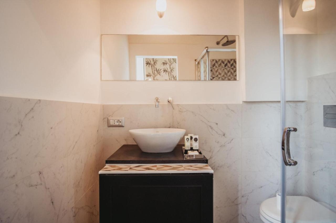 Colosseum Rooms Rome Bagian luar foto
