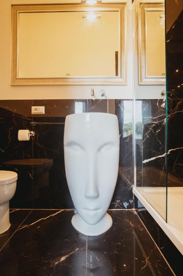 Colosseum Rooms Rome Bagian luar foto