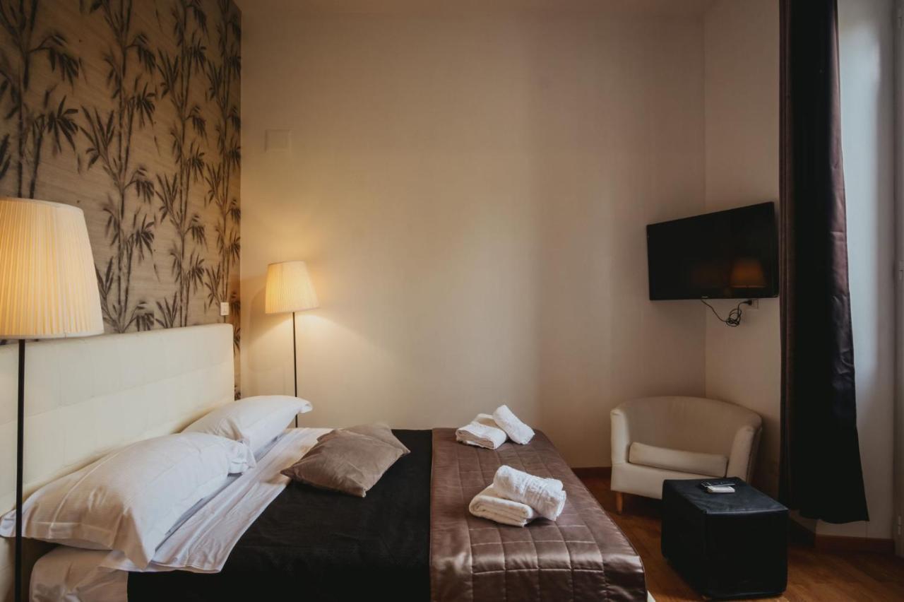 Colosseum Rooms Rome Bagian luar foto
