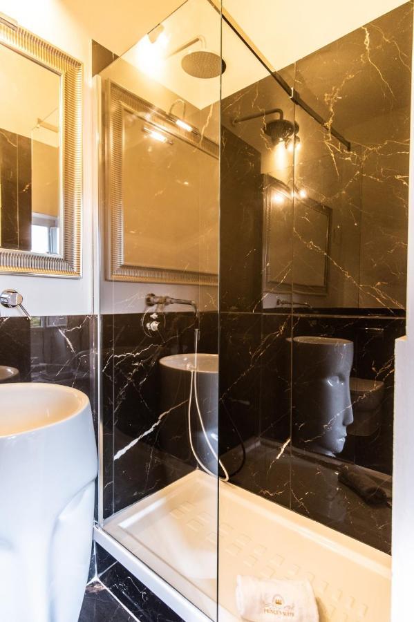 Colosseum Rooms Rome Bagian luar foto